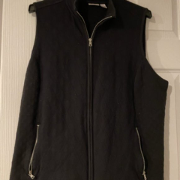 Women's Croft & Barrow Black Quilted Vest - Gently Used - Picture 1 of 6